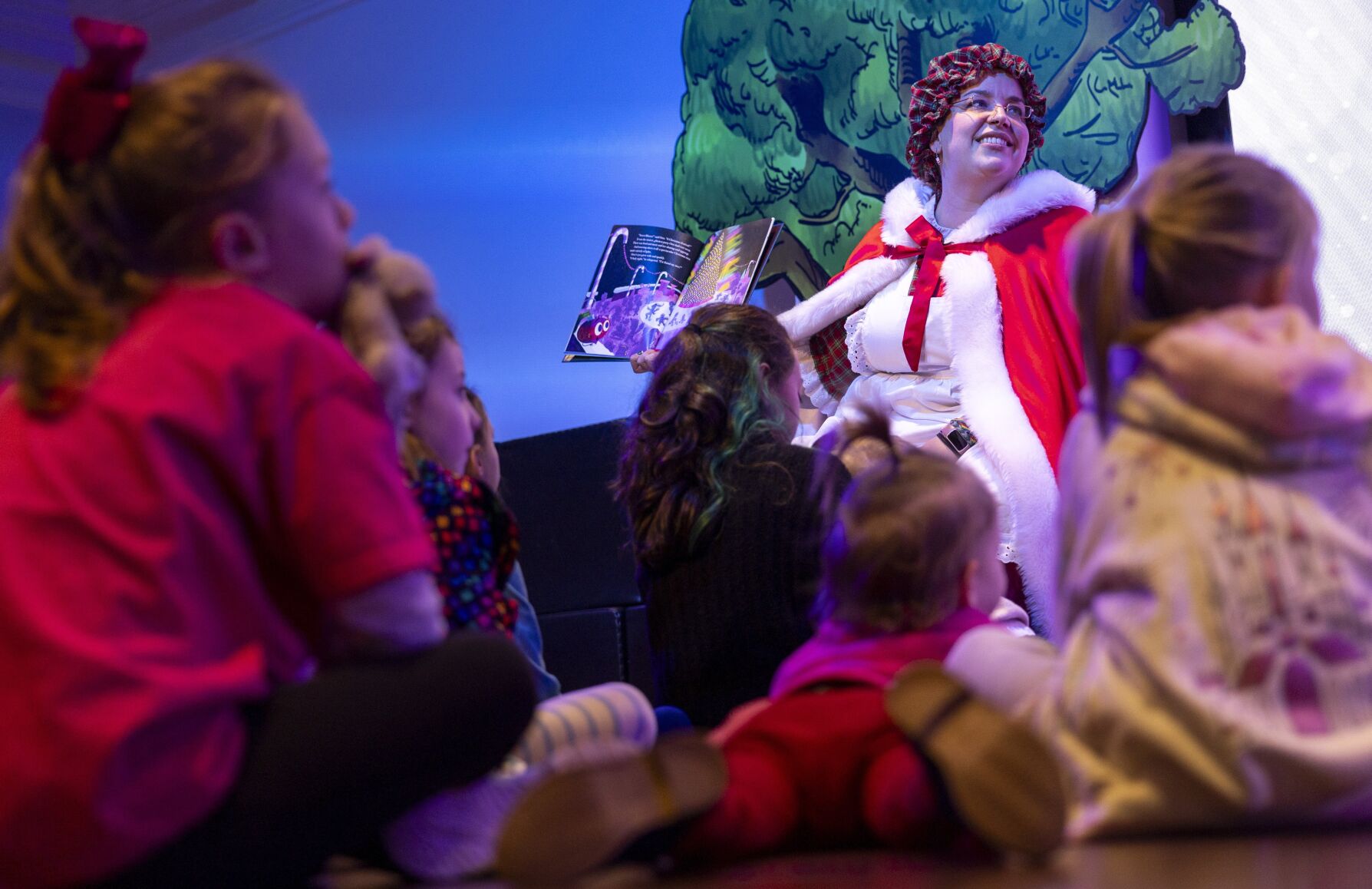 The Magic House hosts Mrs. Claus for Christmas storytime